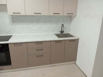 Кухонный гарнитур высокий Латте 3000 мм, Стол. 26 мм в Алапаевске - alapaevsk.mebel-e96.ru