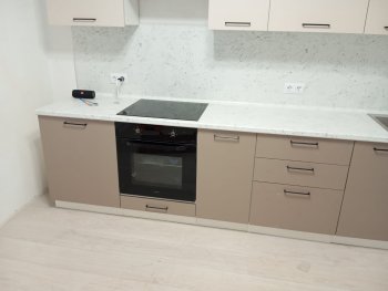 Кухонный гарнитур высокий Латте 3000 мм, Стол. 26 мм в Алапаевске - alapaevsk.mebel-e96.ru